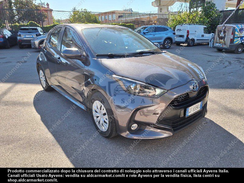 Toyota Yaris Business 2021