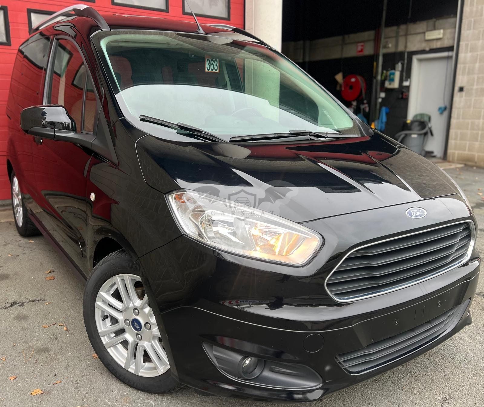 Ford Tourneo Courier 1.0 EcoBoost Titanium 2018