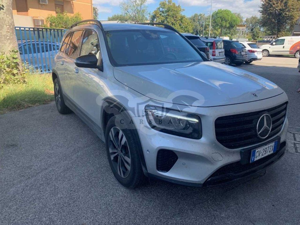 Mercedes-Benz GLB 200d Progressive 2024
