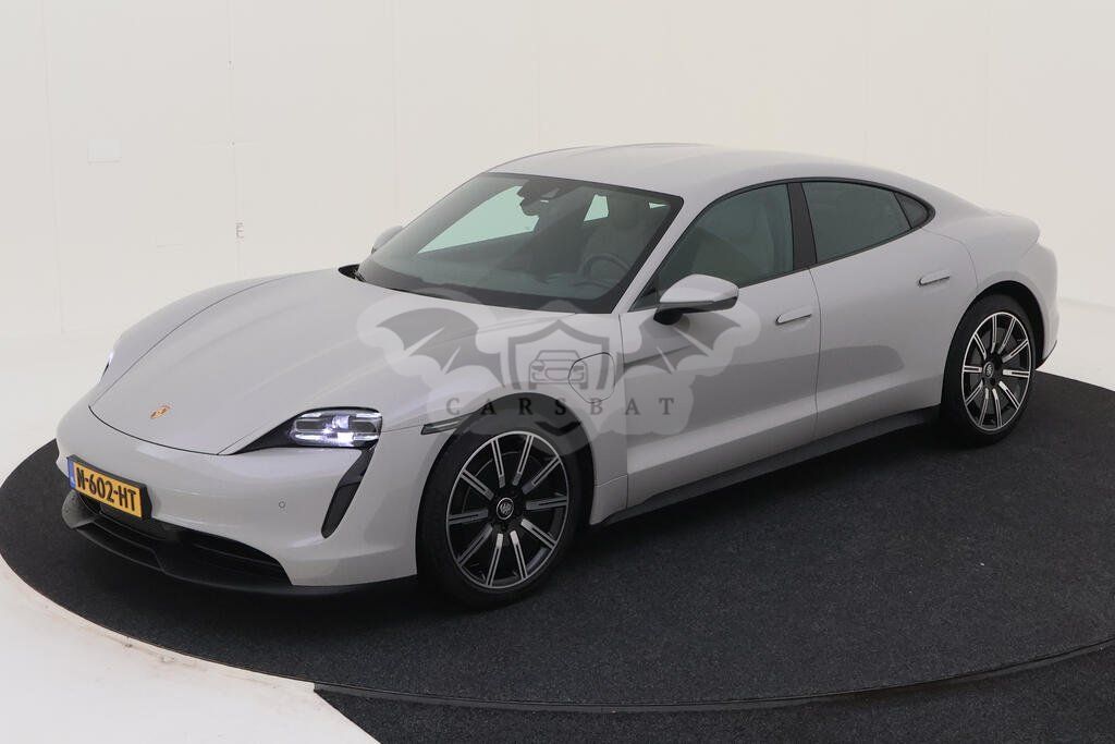 Porsche Taycan 79 kWh 2021