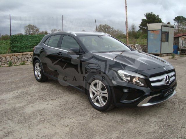 Mercedes-Benz GLA 200d Sport 2015