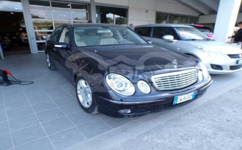 Mercedes-Benz E 270 CDI Classic 2005