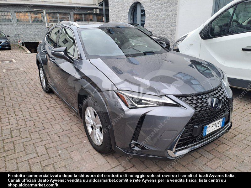 Lexus UX Business 2022