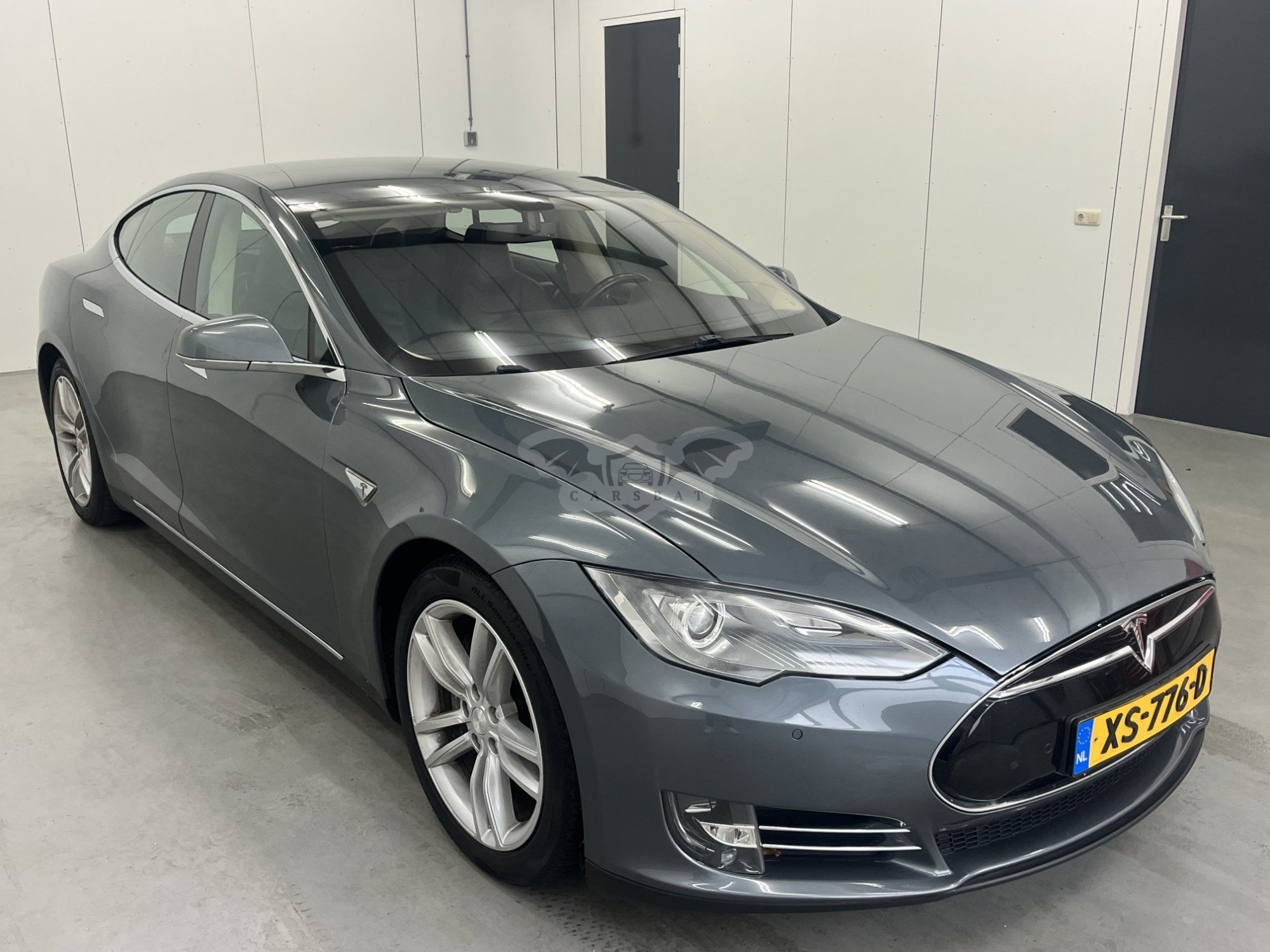 Tesla Model S 85 85 kWh 2014