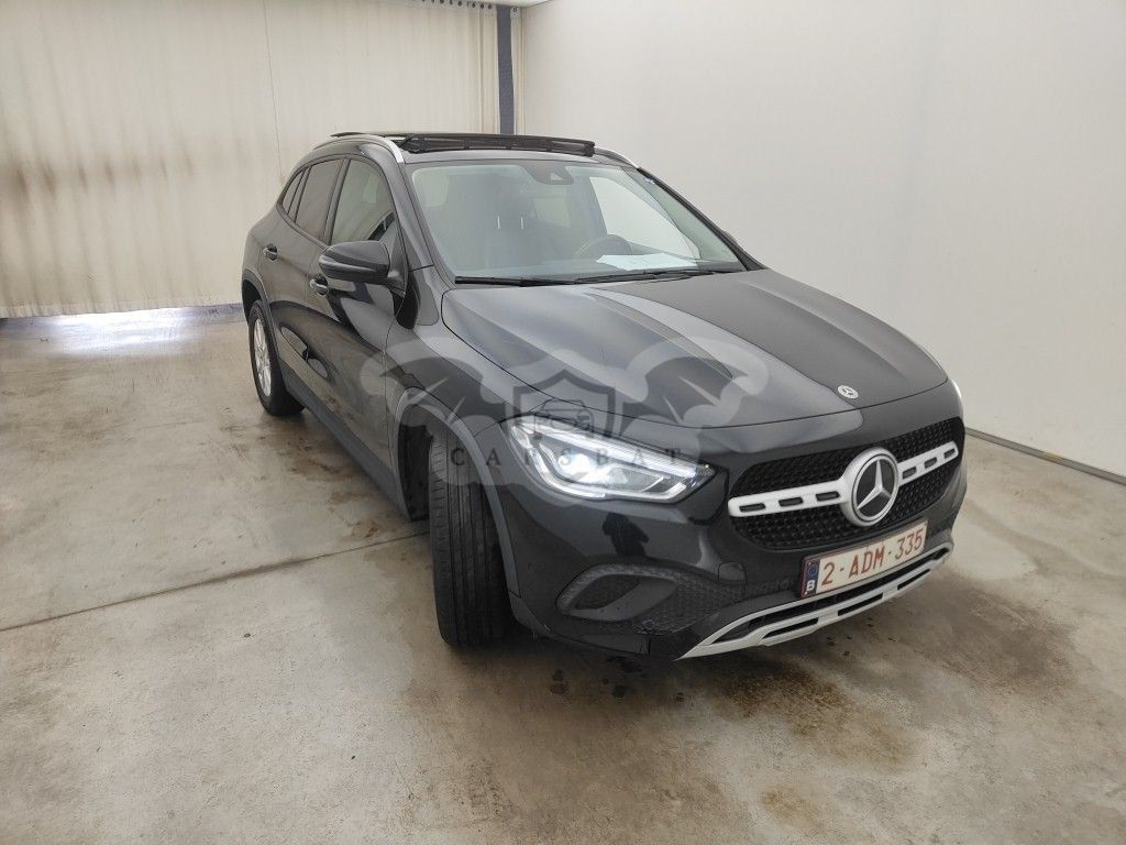Mercedes-Benz GLA 180d Business Solution 2021