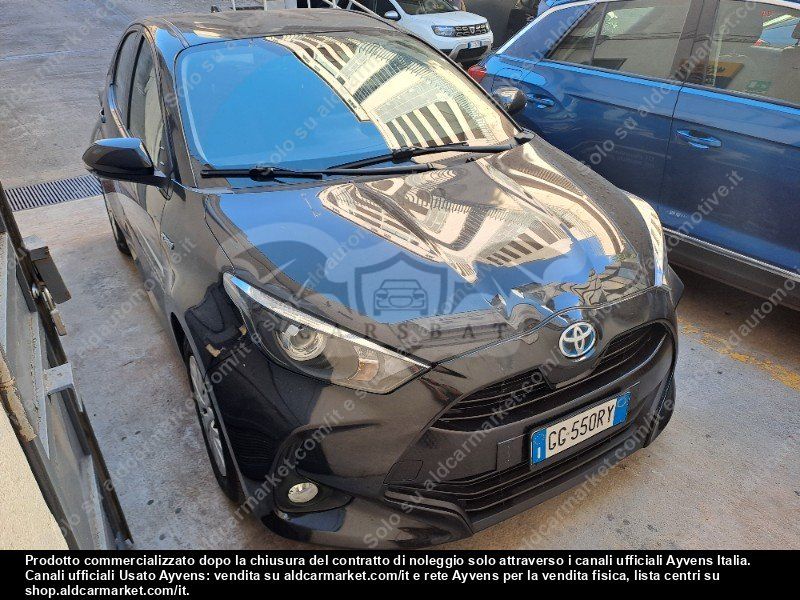 Toyota Yaris Business 2021