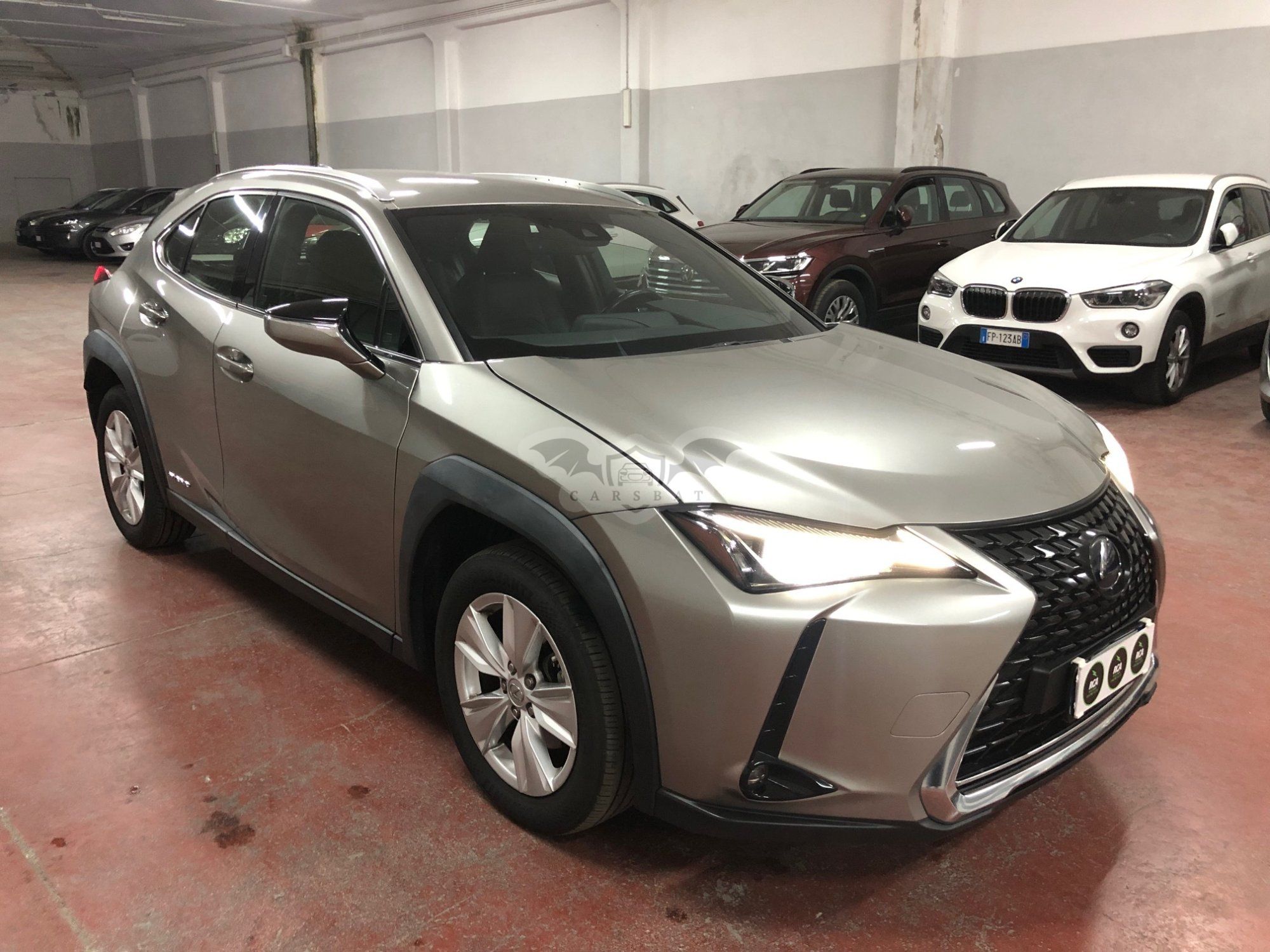 Lexus UX 250h Business 2021