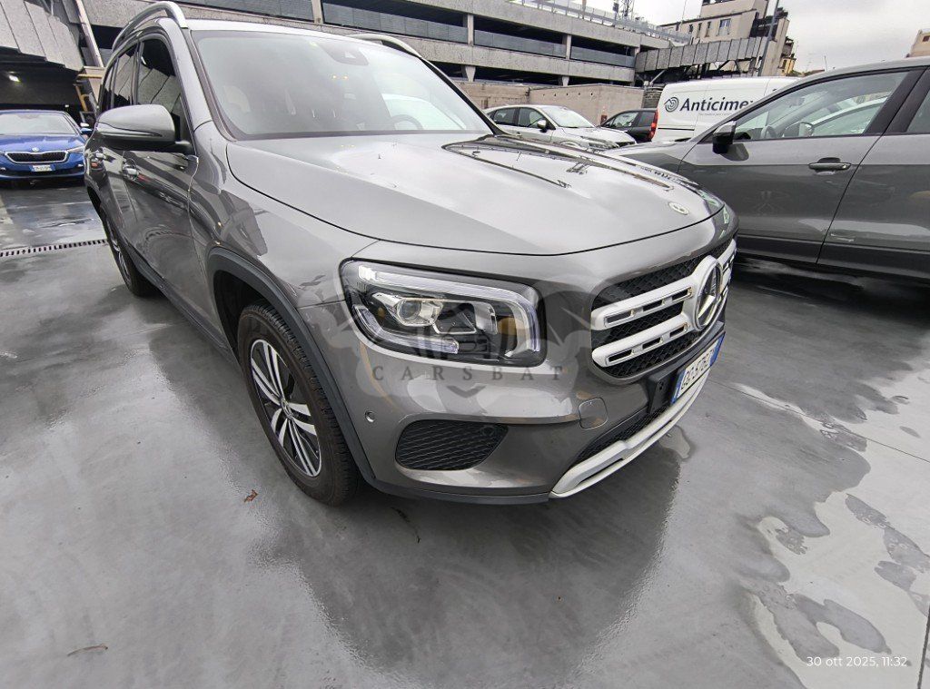Mercedes-Benz GLB 180d 2021