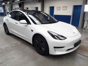 Tesla Model 3 Standard Range Plus 2021