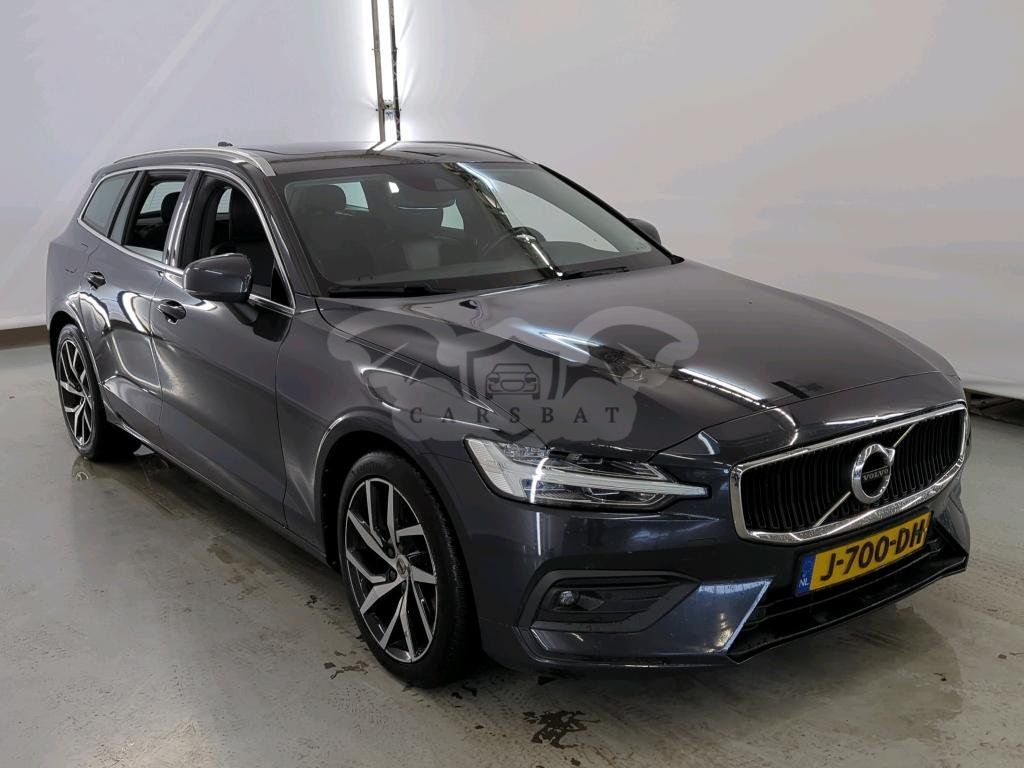Volvo V60 T4 Momentum Pro 2020