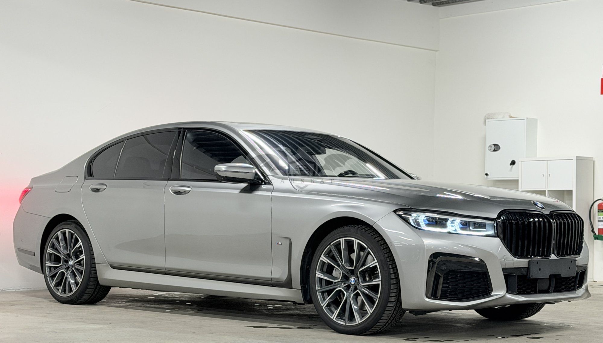 BMW 7 Series 745e M Sport 2021