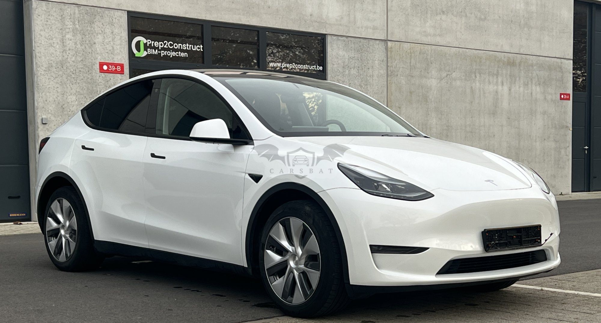 Tesla Model Y Long Range 75 kWh 2023