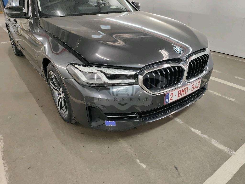 BMW 5 Series Touring 520e Lounge 2022