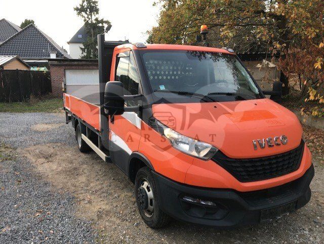 Iveco Daily flatbed 2020
