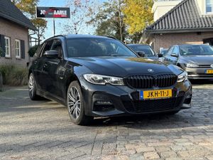 BMW 3 Series Touring 330e 2021