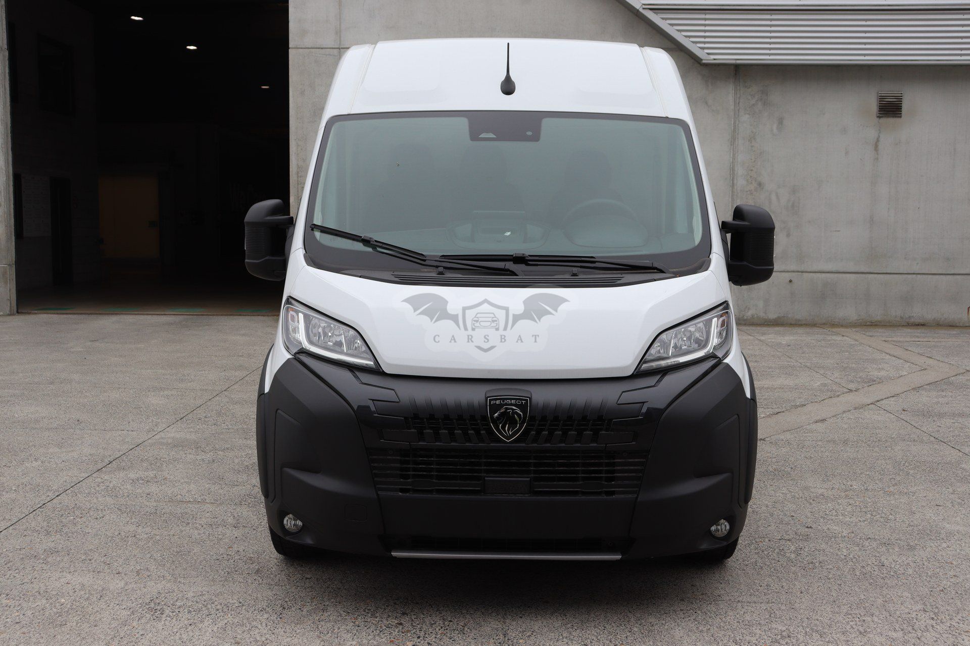 Peugeot Boxer L4H2 2.2 HDI 2025