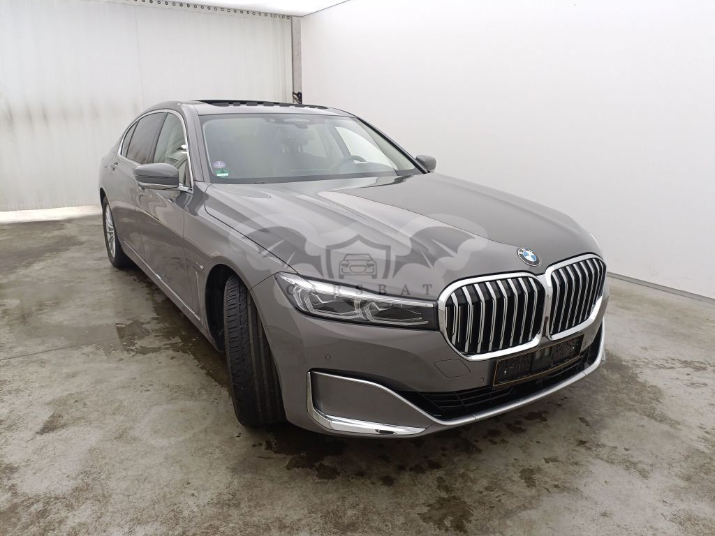 BMW 7 Series Long 745e 2019