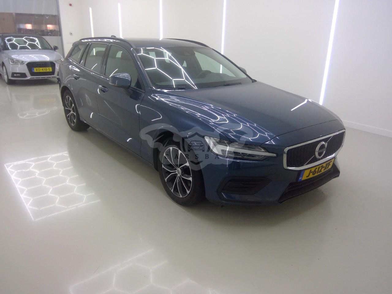 Volvo V60 B3 Momentum 2020