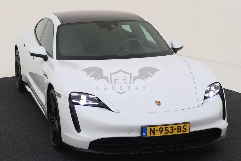 Porsche Taycan 79 kWh 2021