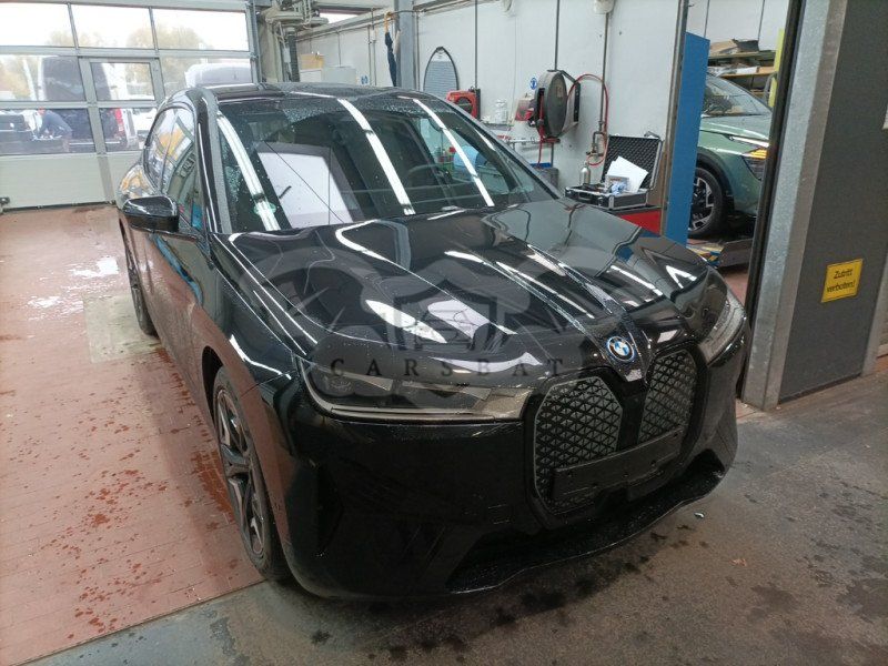 BMW iX 40 2023