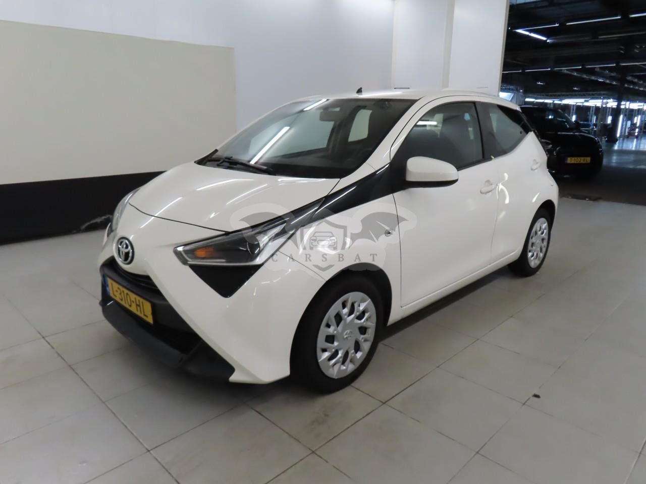 Toyota Aygo 1.0 VVT-i X-Play 2021