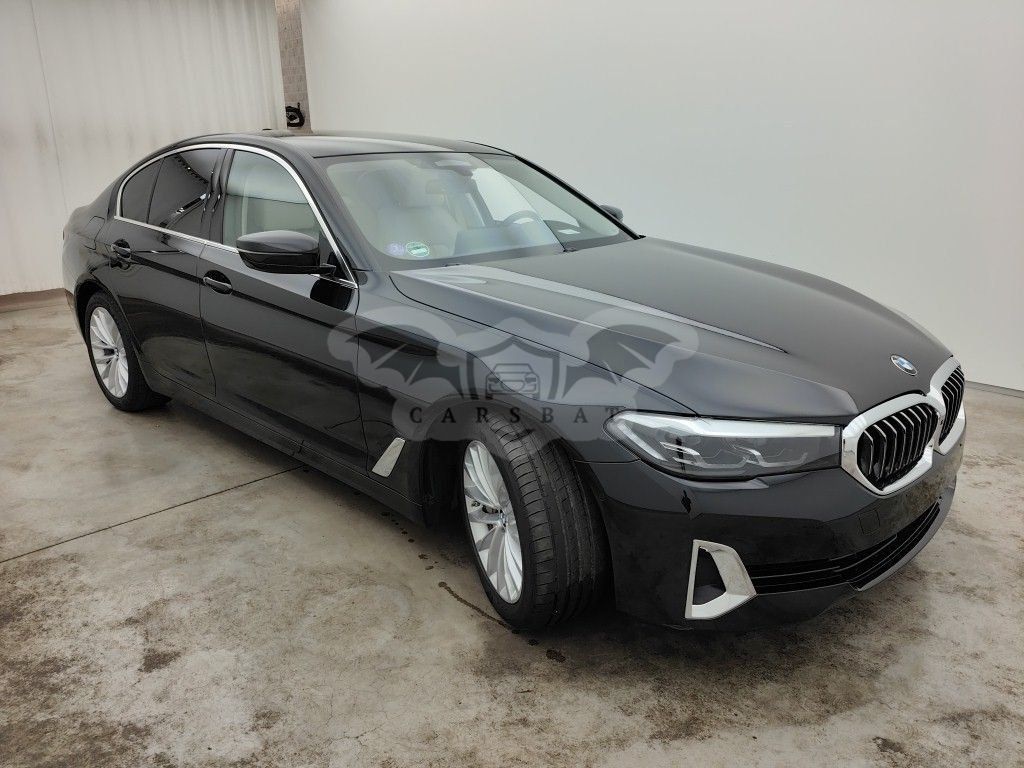 BMW 5 Series 545e Luxury 2021