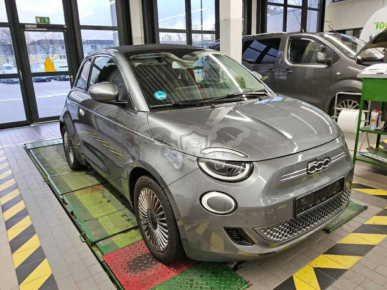 Fiat 500 C 2023