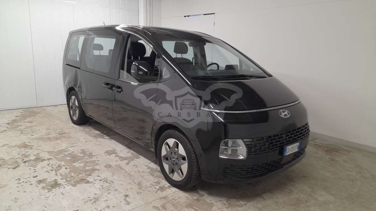 Hyundai Staria 2.2 CRDI 2024
