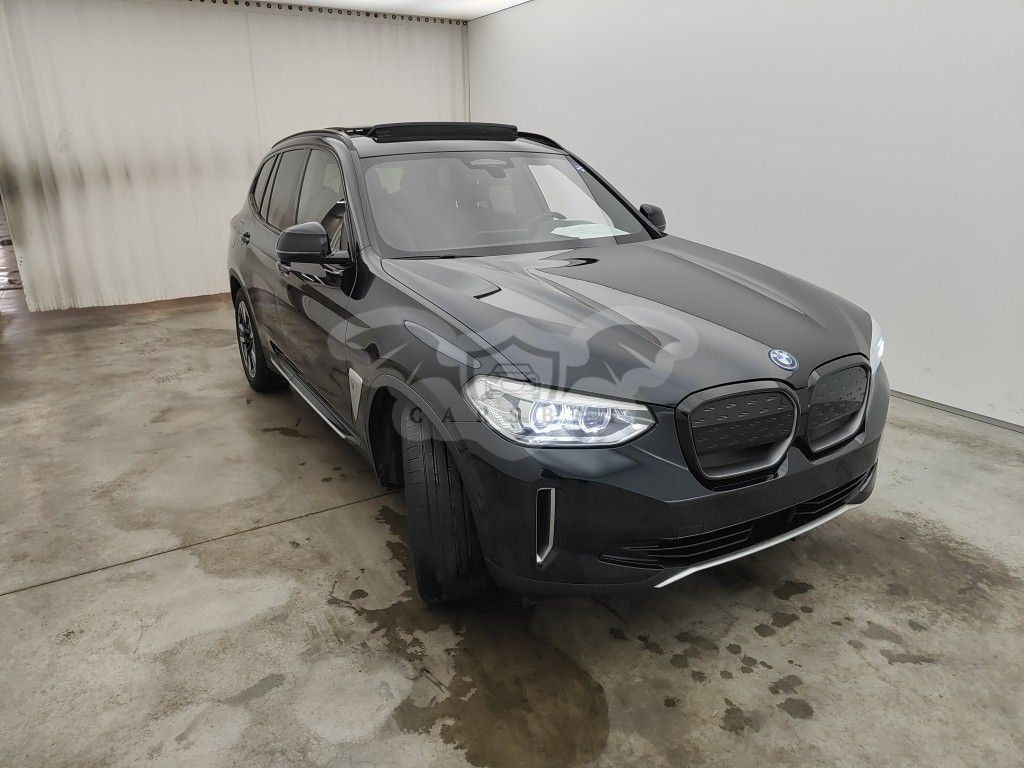 BMW iX3 74 kWh 2021