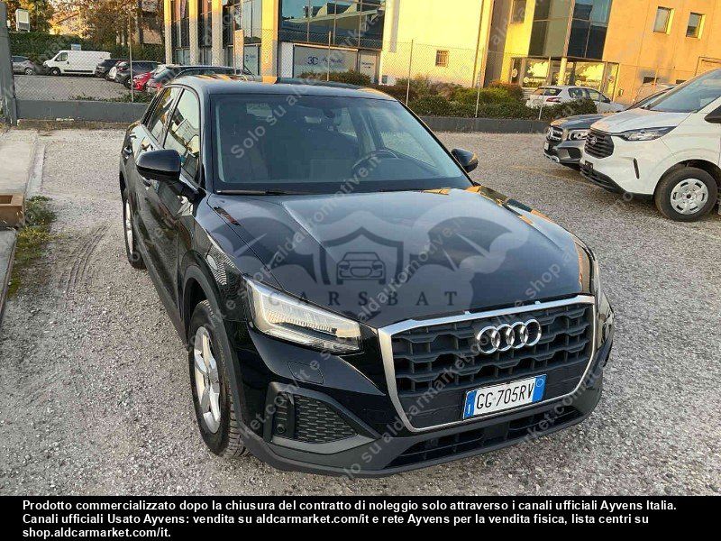 Audi Q2 35 TFSI Business 2021