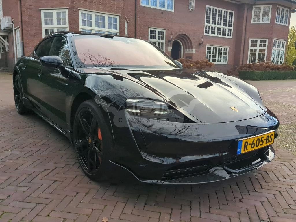 Porsche Taycan Turbo S 93 kWh Cross Turismo 2022