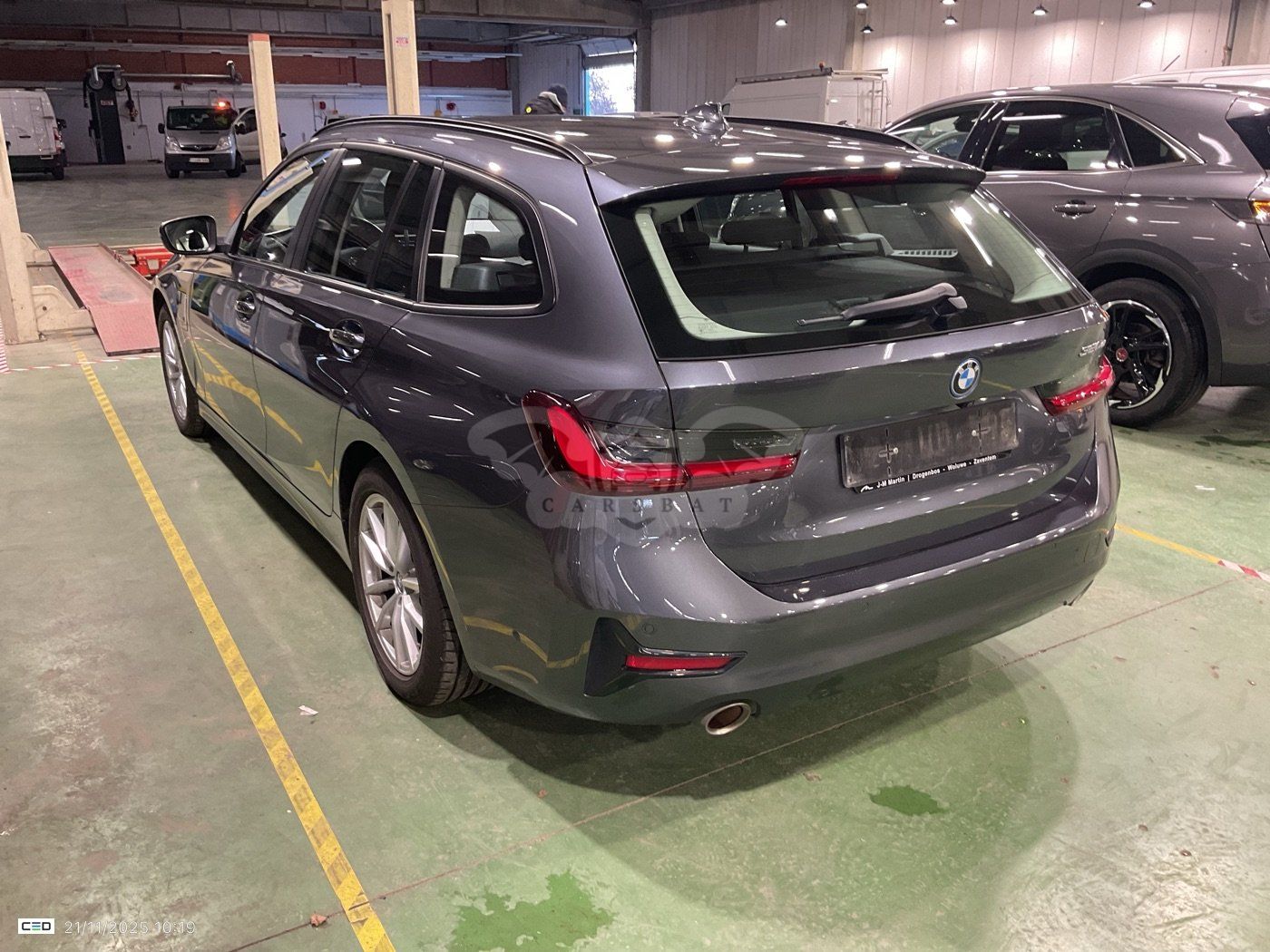BMW 3 Series Touring 320e 2021