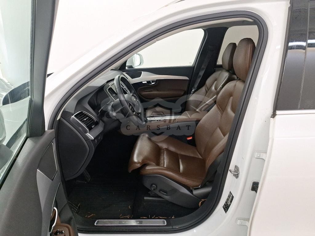 Volvo XC90 D5 Momentum 2019