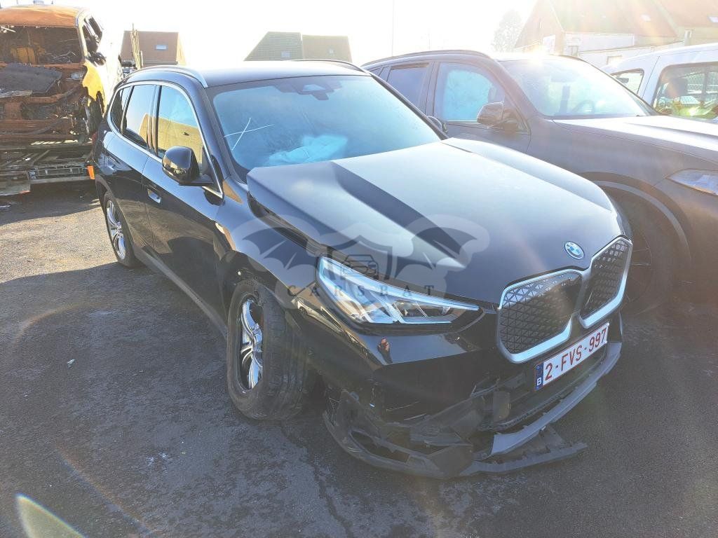 BMW iX1 2024