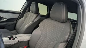 Peugeot 3008 1.2i Allure 2024