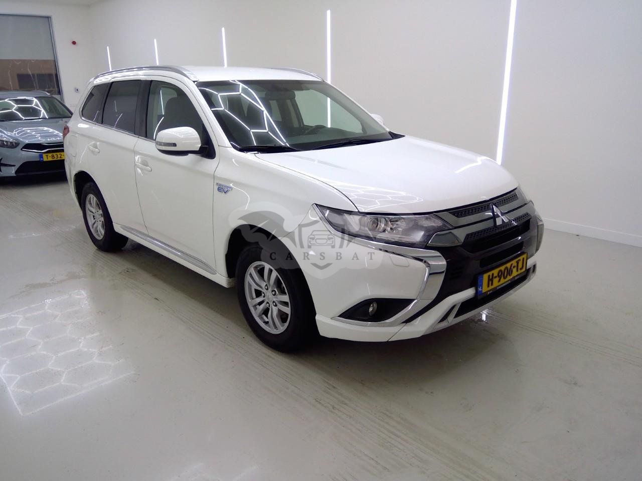 Mitsubishi Outlander Pure 2020