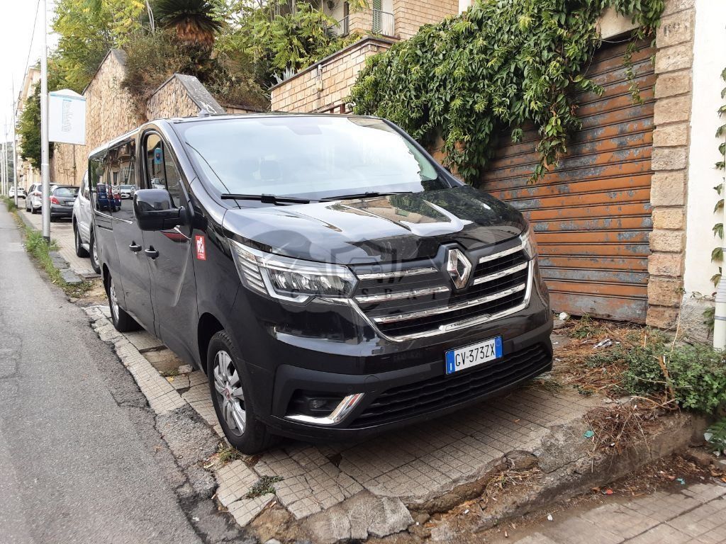 Renault Trafic Combi 2.0 dCi 2024