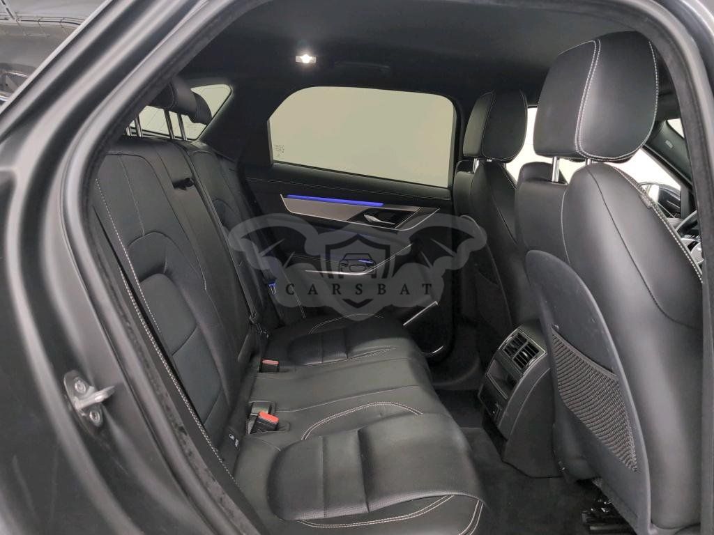 Jaguar F-Pace 2.0 R-Dynamic S 2022