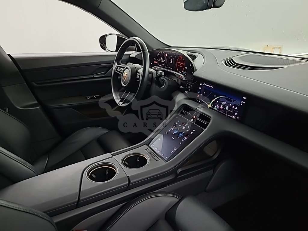 Porsche Taycan 4 93 kWh 2023