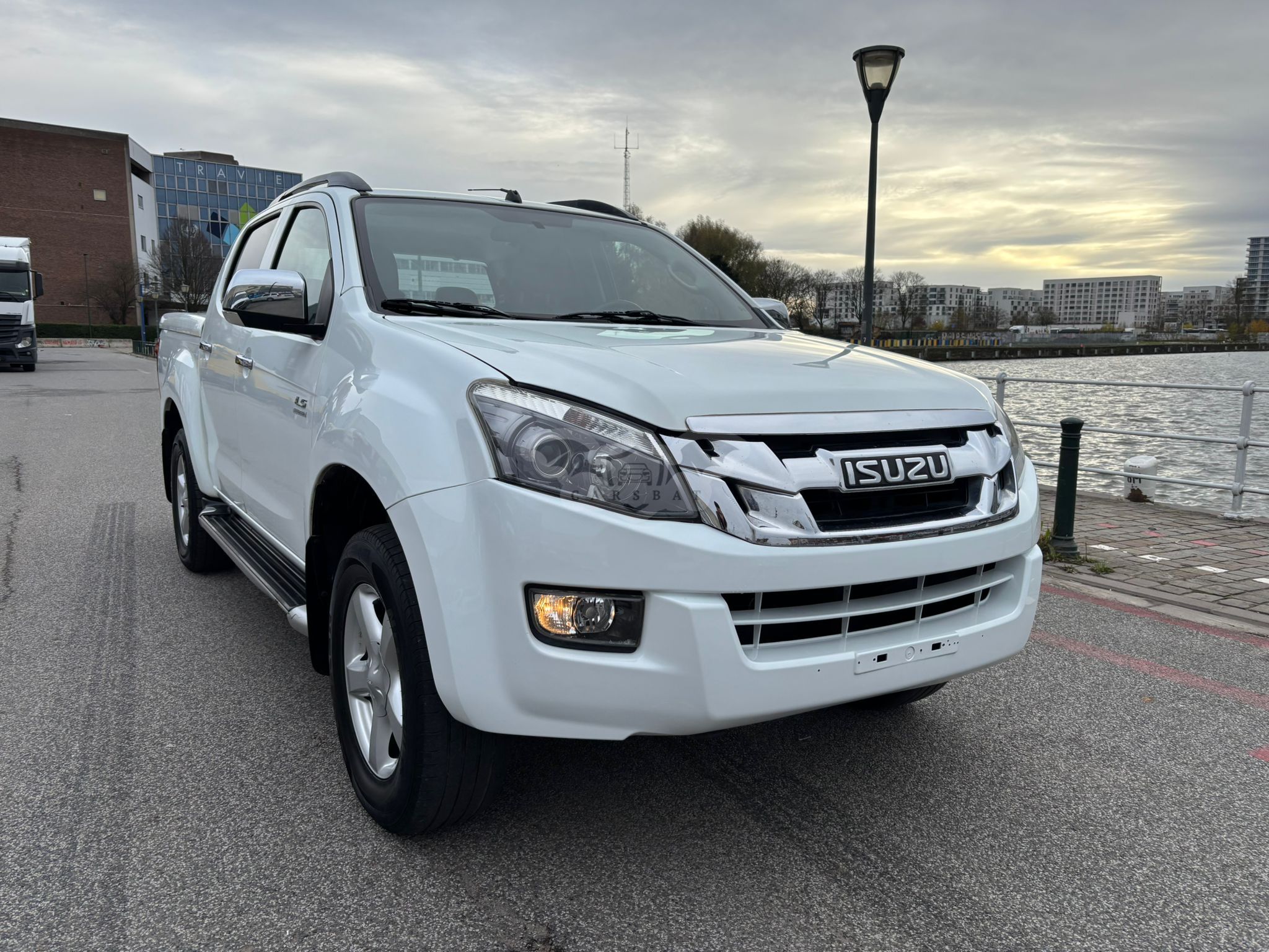 Isuzu D-Max 2.5d LS 2017