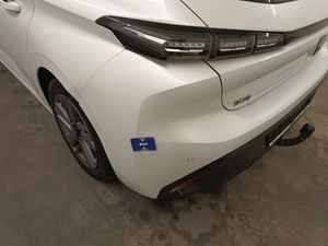 Peugeot 308 1.2i Active Pack 2023