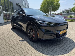 Ford Mustang Mach-E 99 kWh Premium 2023