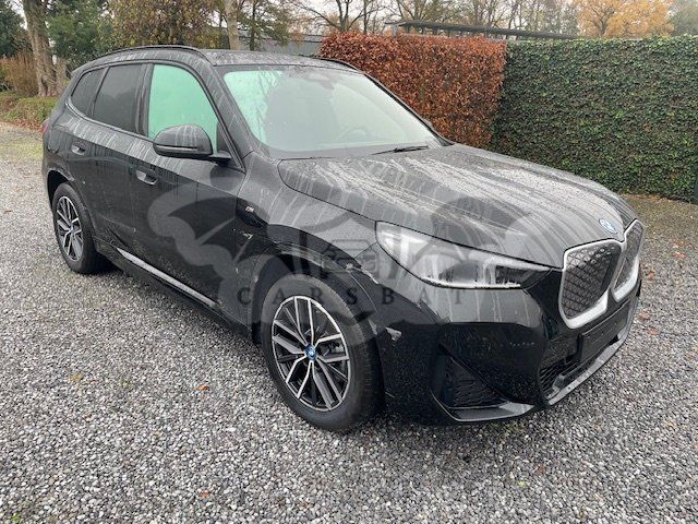 BMW iX1 65 kWh M Sport 2025