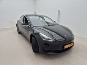 Tesla Model 3 Standard Range Plus 60 kWh 2020
