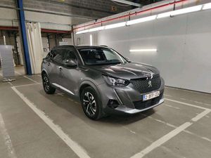 Peugeot 2008 1.2i Allure Pack 2021
