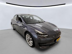 Tesla Model 3 Standard Range Plus 60 kWh 2020