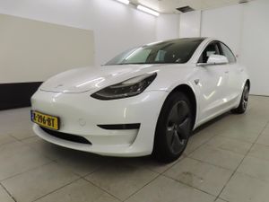 Tesla Model 3 Standard Range Plus 2020