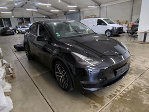 Tesla Model Y Performance 2023