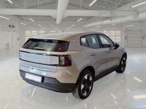 Volvo EX30 Extended Range 2024