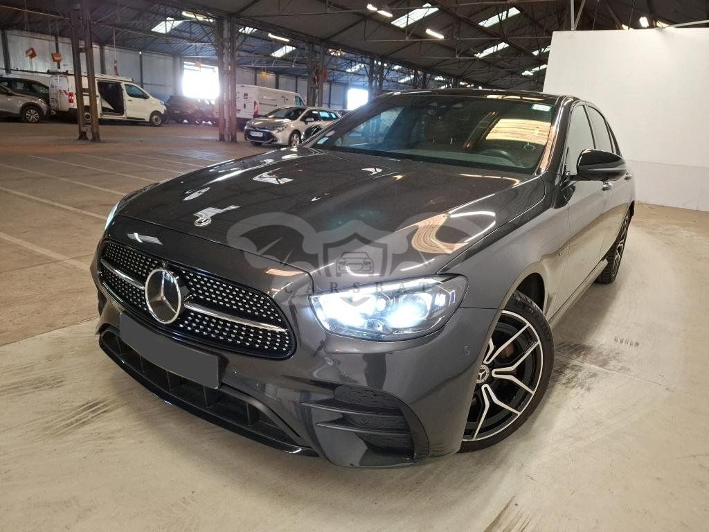 Mercedes-Benz E 300e AMG Line 2021